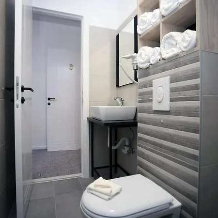 Artee Free Garage Parking