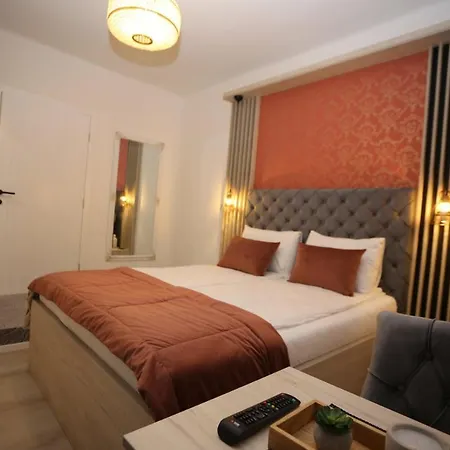 Artee Free Garage Parking