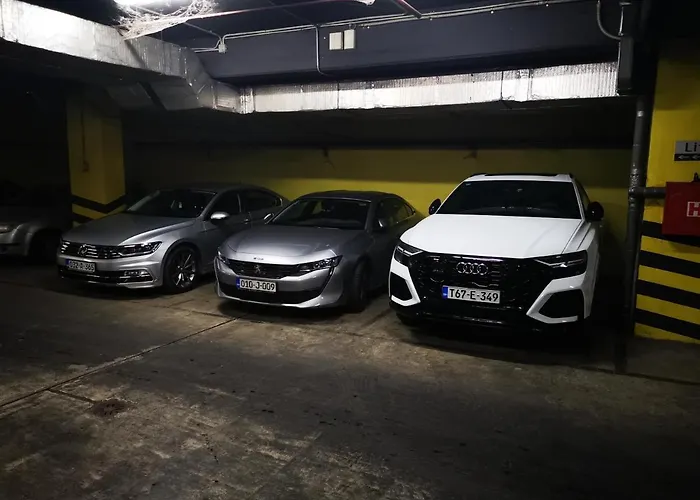 Artee Free Garage Parking Lägenhet Sarajevo